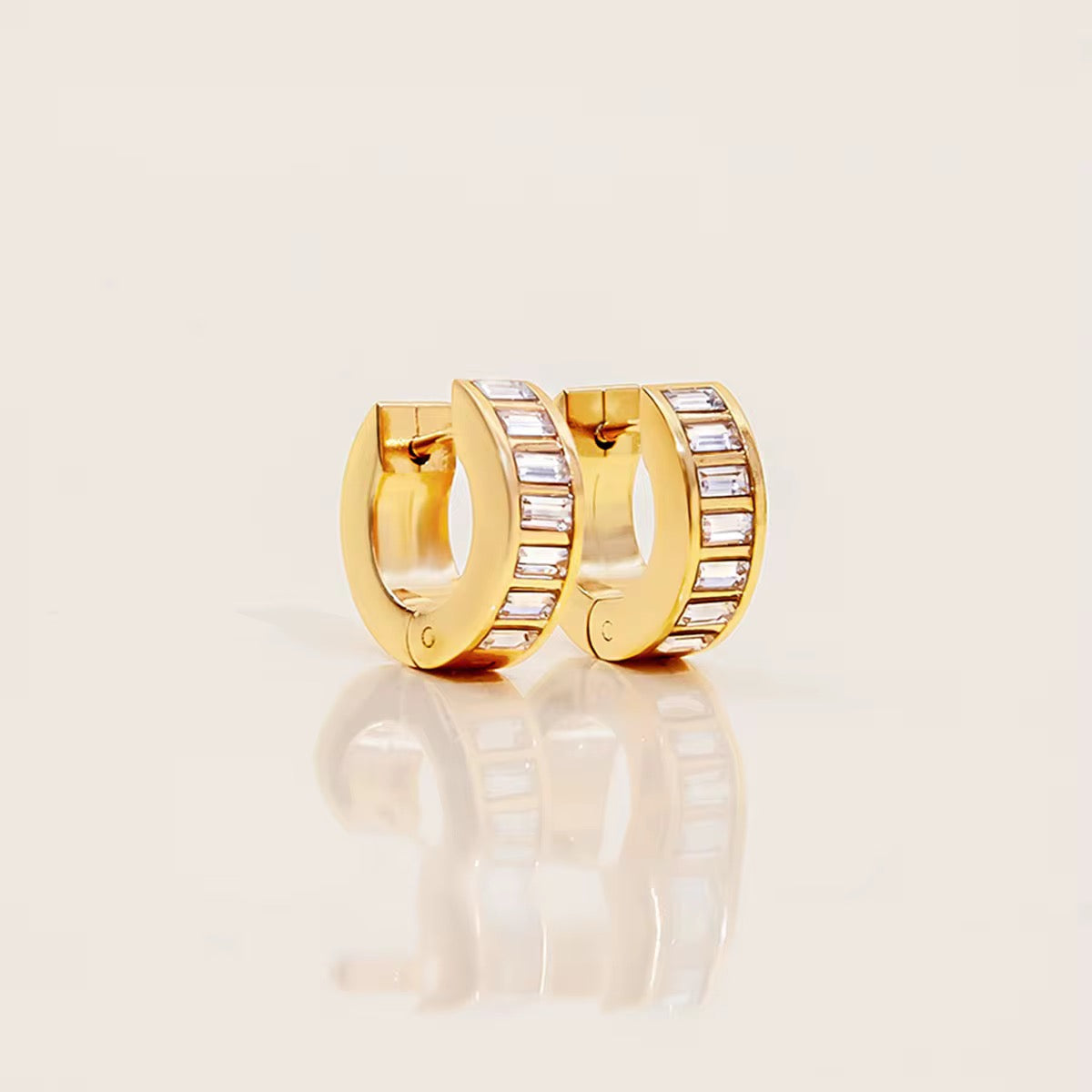 Classic everyday luxary hoops